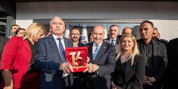 Soyer: “Daha yeterli bir ülke yaratacaksak bu İzmir’den başlayacak”