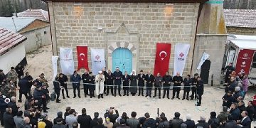 Tarihi Camii Cuma Namazıyla İbadete Açıldı