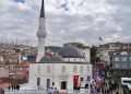 Tekrar inşa edilen Üsküdar Kıroğlu Cami ibadete açıldı