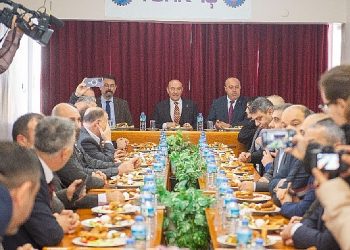 Türk-İş’ten Soyer’e tam dayanak