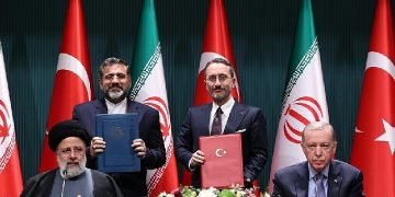 Türkiye ile İran ortasında 10 mutabakat imzalandı