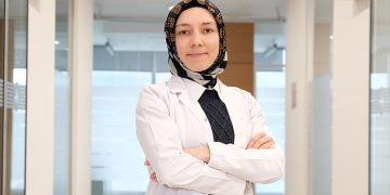 Uzmanı uyardı! Diş yüzeylerinin büsbütün temizlenmemesi diş taşına neden oluyor!