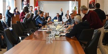 Yeni yılın birinci meclis toplantısı yapıldı