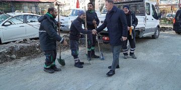 Yol bakım ve yenileme çalışmaları sürat kesmiyor