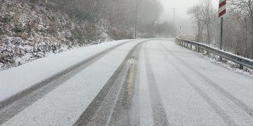 Yüksek kesitlerde kar yağışı başladı