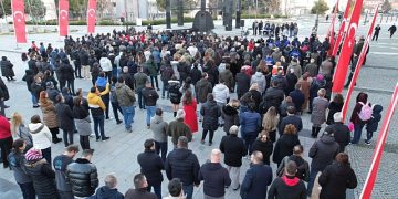 6 Şubat’ta hayatını kaybedenler Nilüfer’de anıldı  