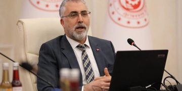 Bakan Işıkhan: Kademeli emeklilik gündemimizde yok