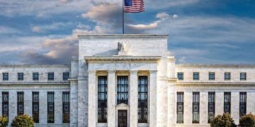 Fed, üst düzey personeline yönelik yatırım kısıtlamalarını genişletiyor
