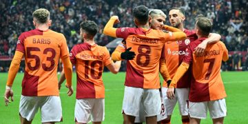 Galatasaray evinde Sparta Prag karşısında avantajı kaptı