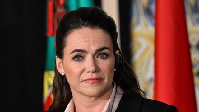 Macaristan Cumhurbaşkanı istifa etti