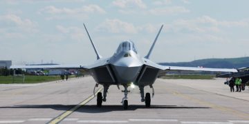 Milli muharip uçağı KAAN ilk uçuşunu gerçekleştirdi