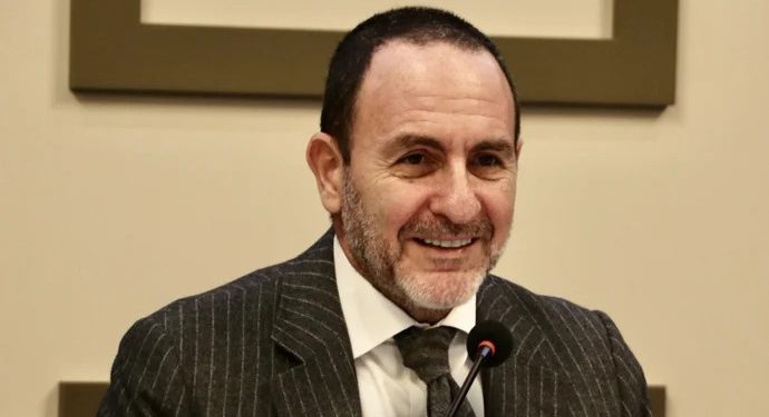 Ünlü ekonomistten Merkez Bankası’na uyarı