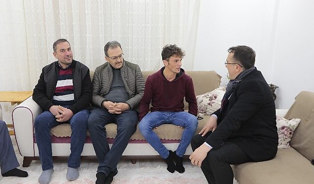 Ak Parti Belediye Lider Adayı Savran’dan konut ziyaretleri