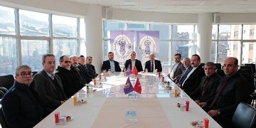 AK Parti heyetinden Kızılay ve NESOB’a ziyaret