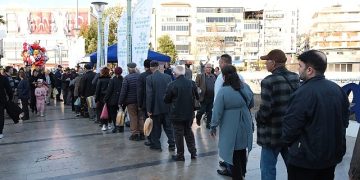 Aydın Büyükşehir Belediyesi’nden Berat Kandili’nde Helva Hayrı