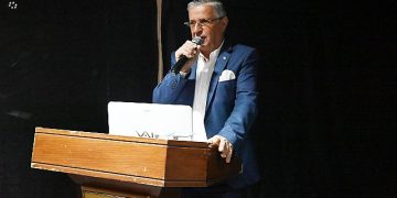 “Bonus Hoca” Kemer’de öğrencilerle buluştu