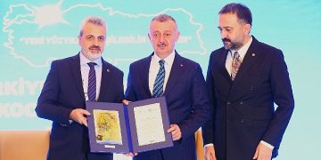 Büyükakın; Sivil toplum güçlenmeli