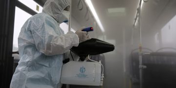 Büyükşehir’in otobüslerine nano gümüş dezenfekte