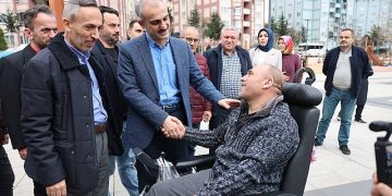 Çayırova Belediye Lider Adayı ve Çayırova Belediye Lideri Bünyamin Çiftçi Çayırovalılarla bir ortaya gelmeyi sürdürüyor