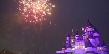 Dünya Epilepsi Günü’nde Türkiye Mor Renkle Aydınlandı