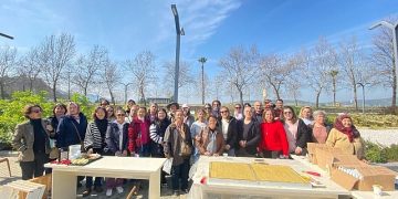 Efes Tarlası Ömür Köyü’nde Zeytinyağı Sabunu Atölyesi