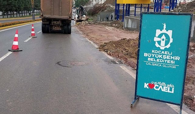 Gölcük Devlet Hastanesi’ne yeni kavşak