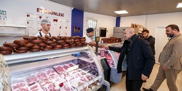 Halkın Bakkalı-Halkın Kasabı 14’üncü şubesini Şemikler’de açıyor