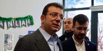 İmamoğlu: Buralar, afet anlarında bizim en sağlam ve güçlü noktalarımız ortasında olacak