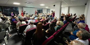 Karşıyaka 6 Şubat’ı unutmadı