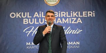 Kartepe Belediye Lideri Av.M.Mustafa Kocaman, Kartepe’de bulunan okulların okul aile birliği üyeleriyle bir ortaya geldi