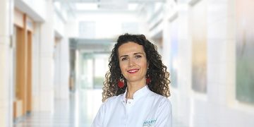 Kırık, kısa yahut eksik dişler ‘gülüş tasarımı’ ile düzeltilebiliyor