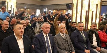 Kocaeli Büyükşehir’de toplu kontrat coşkusu yaşandı