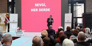 Kocaeli’nin düğün ve davet kesimini tıpkı çatı altında birleştiren Kocaeli Evlilik Fuarı dolu dolu geçen 3 günün akabinde sona erdi