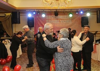 Küçükçekmece Belediyesi’nden Eskimeyen Çiftlere ’14 Şubat’ Daveti