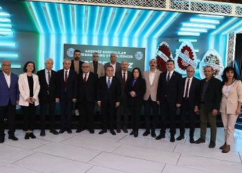 Lider Böcek, Konyalılar ile buluştu