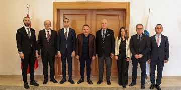 Lider Böcek’e ANSİAD’dan ziyaret