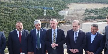 Lider Büyükakın, “Bir sorunu daha tahlile kavuşturuyoruz”