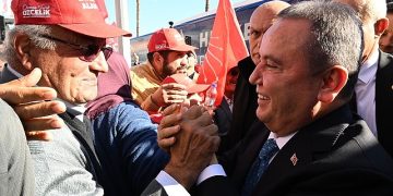 Lider Muhittin Böcek 3 ilçede SKM açılışlarına katıldı