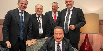 Lider Topaloğlu EMITT Fuarı’nda Kemer’i tanıtıyor