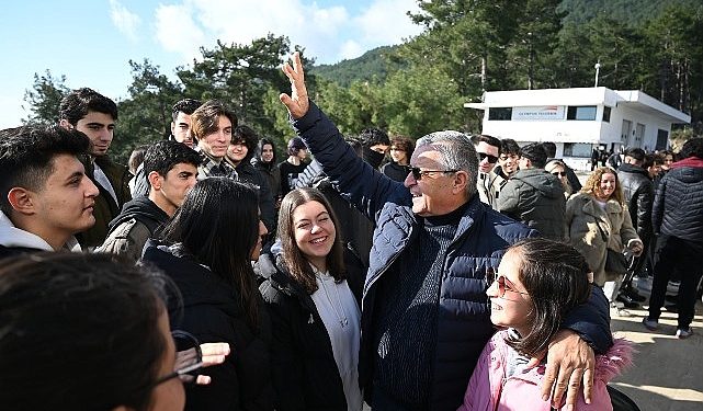Lider Topaloğlu’ndan öğrencilere dorukta motivasyon aktifliği