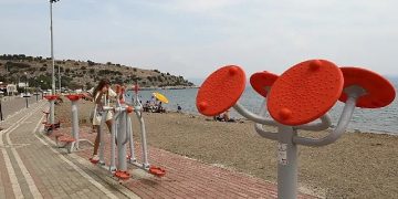 Menderes’in Parkları Yenileniyor