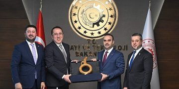 Nevşehir Belediye Lideri Dr. Mehmet Savran ve AK Parti Nevşehir Milletvekilleri, Sanayi ve Teknoloji Bakanı Mehmet Fatih Kacır’ı ziyaret etti