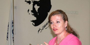 Prof. Dr. Şule Erten Ela’ya, TÜBİTAK-Fransa Dışişleri Bakanlığı Bosphorus Programı kapsamında proje takviyesi