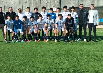Selçuk Şahin, Yenişehir Belediyesi U16 Futbol Grubu’nun maçını izledi