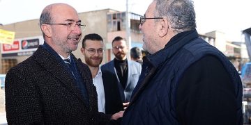 Selçuklu Belediye Lideri Ahmet Pekyatırmacı Besin Toptancıları Sitesi’ndeki işyerlerine ziyaret gerçekleştirdi