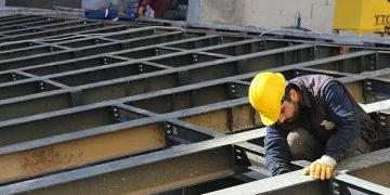 Serik Kongre ve Kültür Merkezi inşaatında duvar imalatları tamamlandı