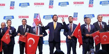 Serkan Yazıcı, Belediye Meclis Üyelerini tanıttı “Marmaris’te Yesyeni Bir Öykü Yazacağız”