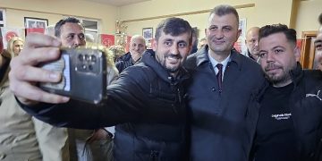 Sezer, “Gölcük bizi, biz Gölcük’ü seviyoruz”