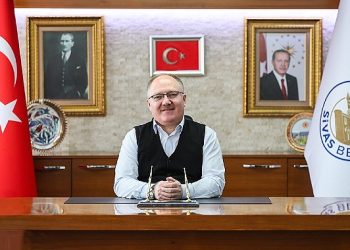 Sivas Belediye Lideri Hilmi Alım, Berat Kandili hasebiyle bir ileti yayınladı