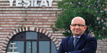 Türkiye Yeşilay Cemiyeti Genel Lideri Mücahit Öztürk: “Tütün kullanımı her yıl dünyada 8 milyon insanın vefatına sebep oluyor”